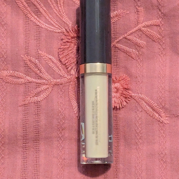 Almond Matte Liquid Eyeshadow Mally Beauty - New Without Box - Picture 2 of 4